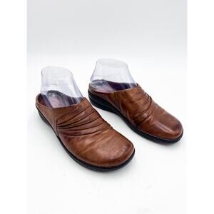 Earth Spirit Brown Leather Slip On Mules Size 6